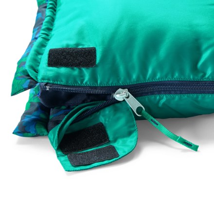 REI Co-op Kindercamp 40 Sleeping Bag - Kids' Zipper detail