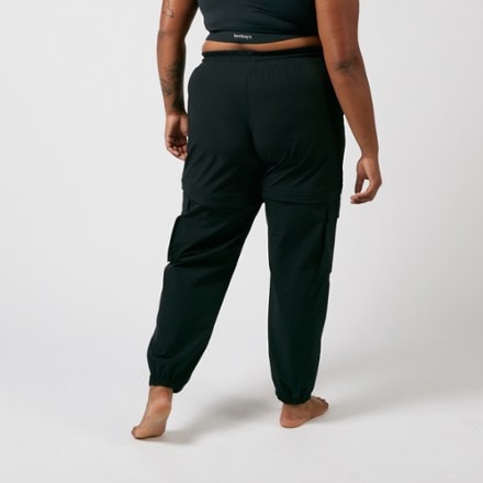 TomboyX Zip-Off Running Joggers - Women's 3