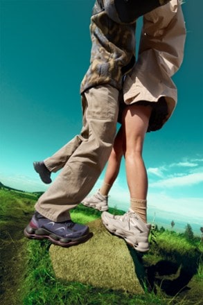 Merrell SpeedARC Matis Mid GTX Hiking Sneakers - Women's 8