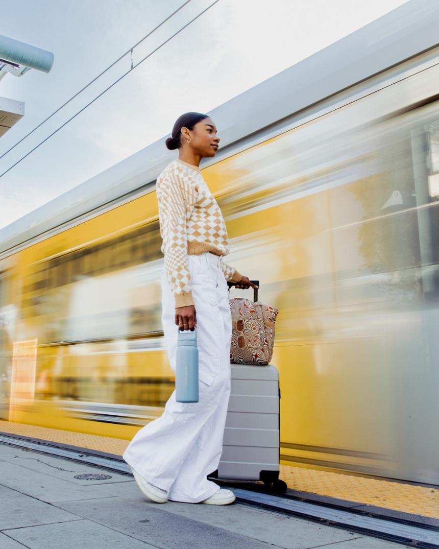 Location Image for Go Series Insulated Stainless-Steel Water Filter Bottle - 24 fl. oz.