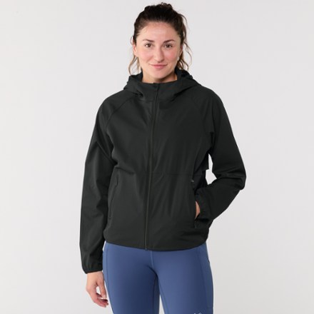 Vuori Renew Trainer Shell Jacket - Women's 1