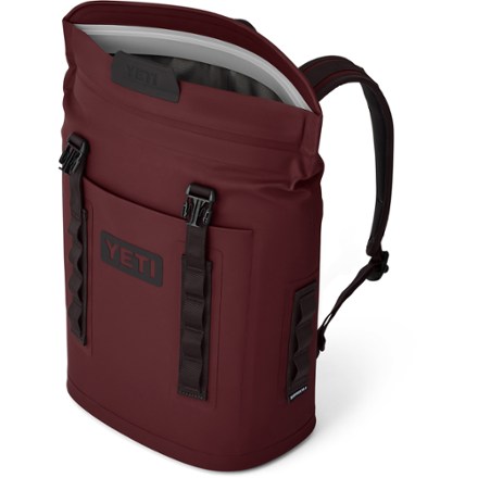 YETI Hopper M12 Backpack Soft Cooler 5