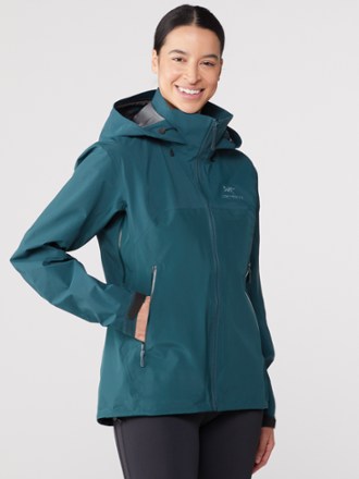 rei arcteryx rain jacket