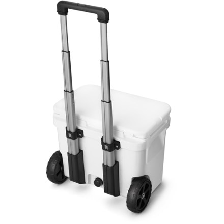 YETI Roadie 32 Wheeled Cooler 8