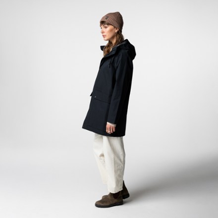 Finisterre Litus Waterproof Jacket - Women's 4