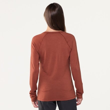 Smartwool Classic All-Season Merino Long-Sleeve Base Layer Top - Women's 4