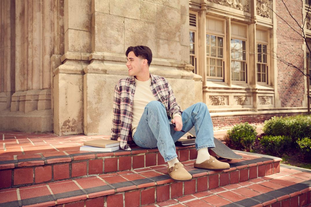 Location Image for Boston Soft Footbed Clogs - Men's