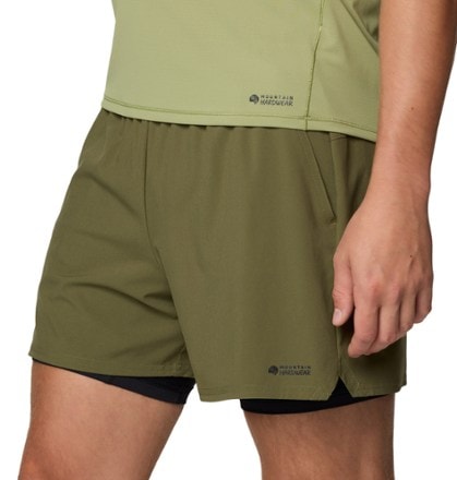 Mountain Hardwear Shade Lite Shorts - Men's 7" Inseam 5
