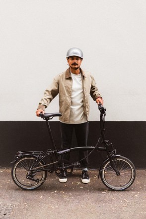 Brompton C Line 4-Speed Mid Handlebar Bike with Rack 4