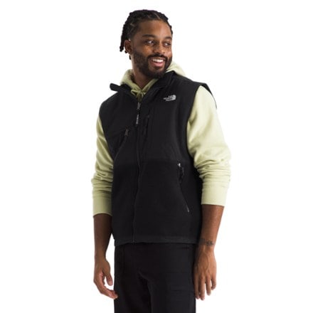 The North Face Retro Denali Vest - Men's 4