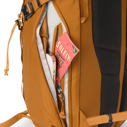 REI Co-op Ruckpack 18 Pack Trekking pole attachments