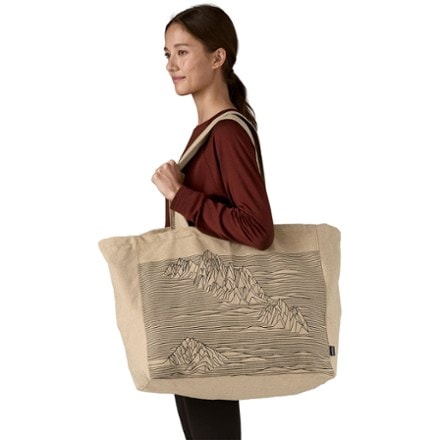 Patagonia Recycled Oversized Tote 1