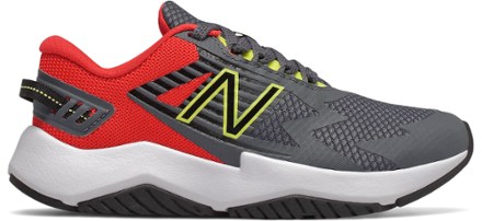 new balance kids running shoes