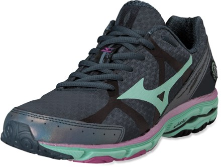 mizuno wave rider 17 review women's