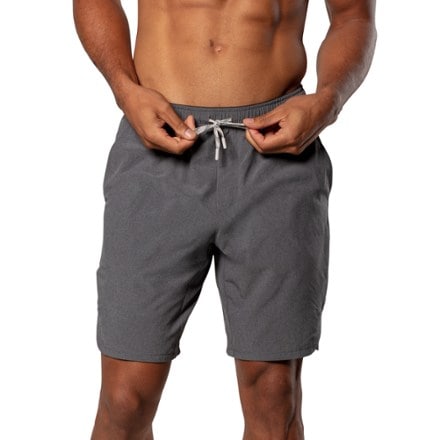 Nathan Essential Unlined 9" Shorts - Men's 7