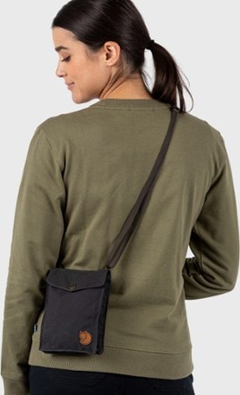 Fjallraven Pocket Bag 4