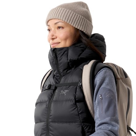 Arc'teryx Thorium Hooded Down Vest - Women's 6