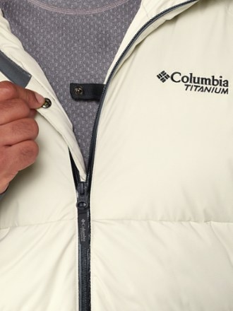 Columbia Roaring Fork Down Jacket - Men's 8