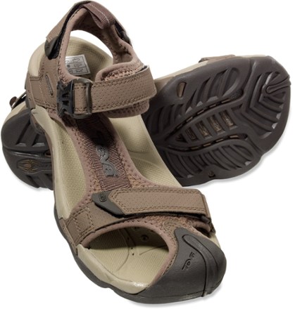 teva toachi sandals