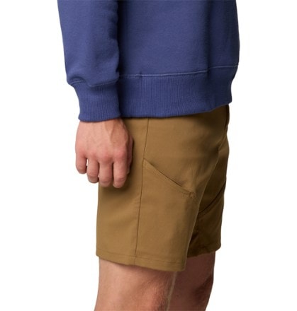 Mountain Hardwear Hardwear AP Active 9" Shorts - Men's 6