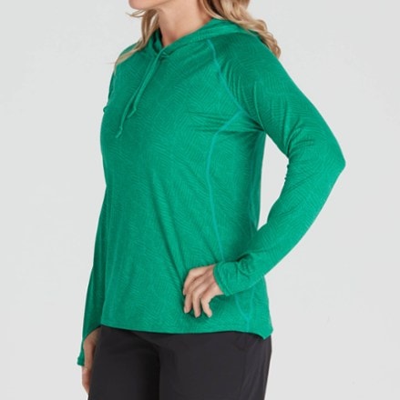 NRS H2Core Silkweight Long-Sleeve Hoodie - Women's 5