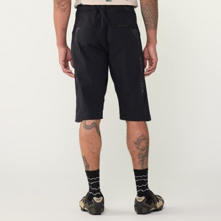 Endura SingleTrack Lite Bike Shorts - Men's 2