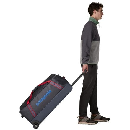 Patagonia Black Hole Wheeled Duffel 100 L 3