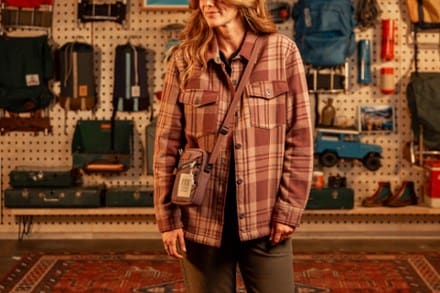Location Image of color Huckleberry