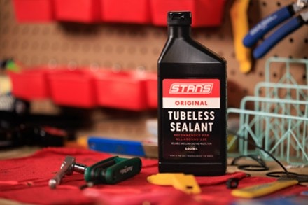 Stan's NoTubes Original Tubeless Sealant 2