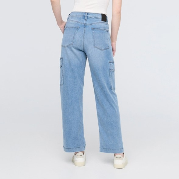 On Body Image of color Pacific