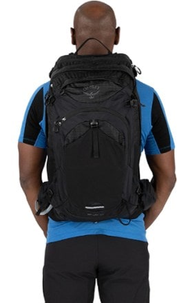 Osprey Manta 34 Hydration Pack - Men's 7