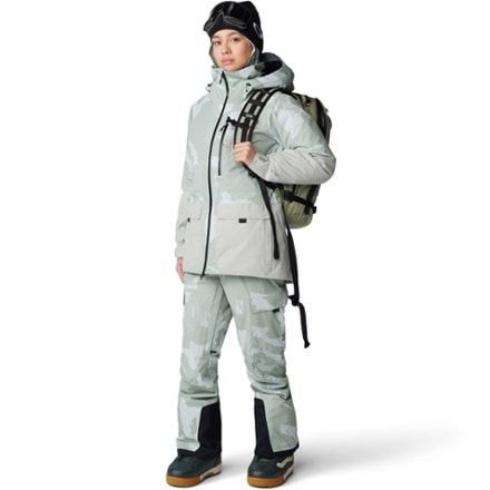 Mountain Hardwear Firefall Insulated Parka - Women's 2