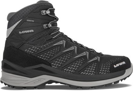 lowa innox mid hiking boot