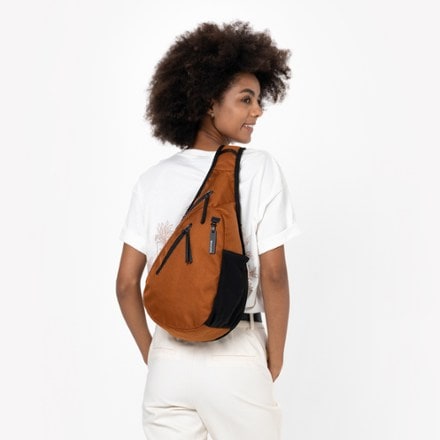 Sherpani Esprit Anti-Theft Sling Bag 4