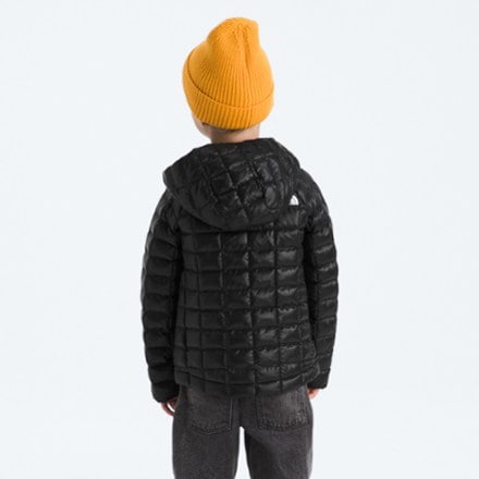 The North Face ThermoBall Hooded Insulated Jacket - Toddlers' 2