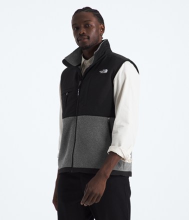 The North Face Retro Denali Vest - Men's 4