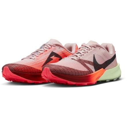 Nike Kiger 10 Trail-Running Shoes - Men's 3