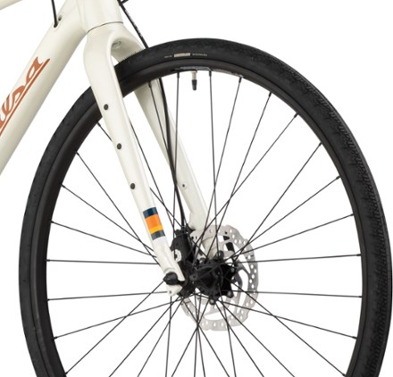 Salsa Journeyer Claris 700 Bike 6