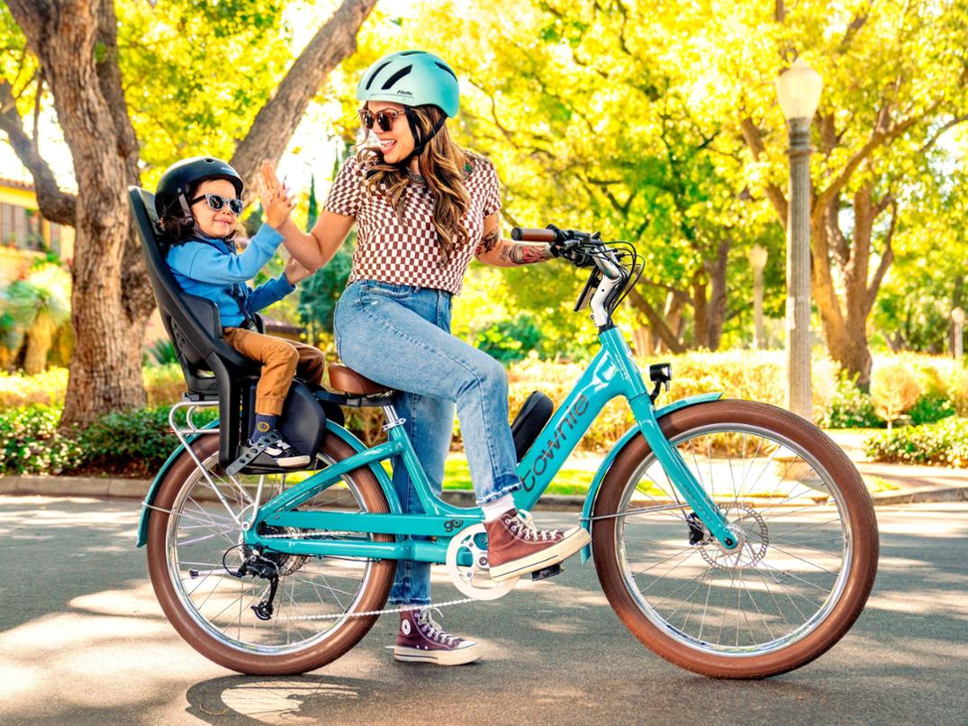 Location Image for Townie Go! Throttle Electric Bike