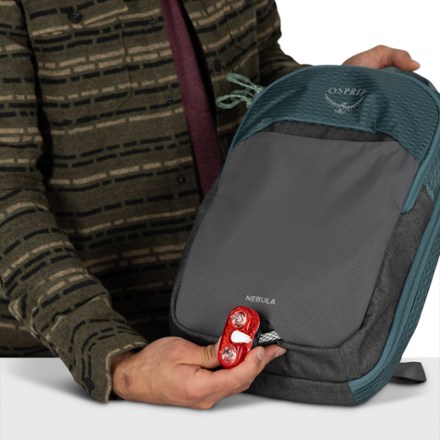 Osprey Nebula Sling 8