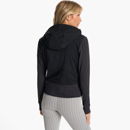 Vuori Chilled Out Full-Zip Insulated Jacket - Women's 2