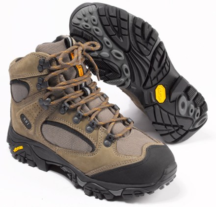 best hiking shoes rei