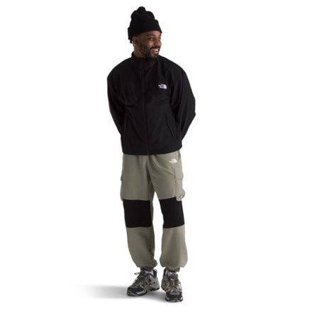 The North Face HMLYN Track Pants - Men's 3