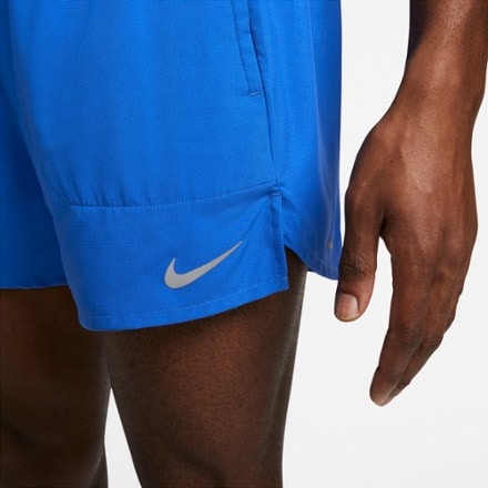 Nike Stride 5" Shorts - Men's 8