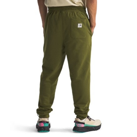 The North Face Heritage Patch Jogger Pants - Men's 2