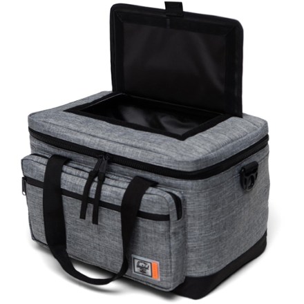 Herschel Supply Co. Pop Quiz 30 Insulated Pack Cooler 3