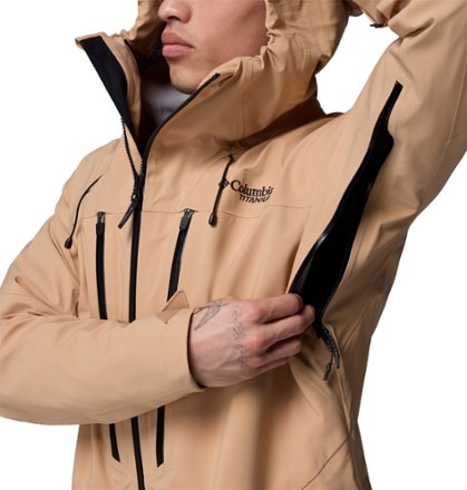Columbia Platinum Peak II 3L Shell Jacket - Men's 7