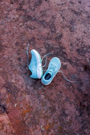 Location Image of color Aqua/Mint