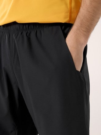 Arc'teryx Incendo 9" Shorts - Men's 5