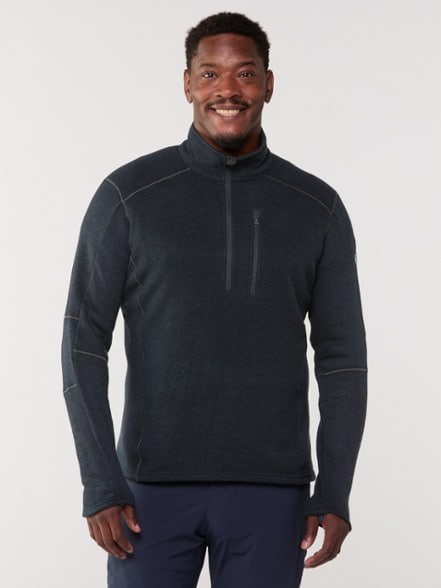Model info: Height: 6' 2" | Waist: 34" | Wearing size: L